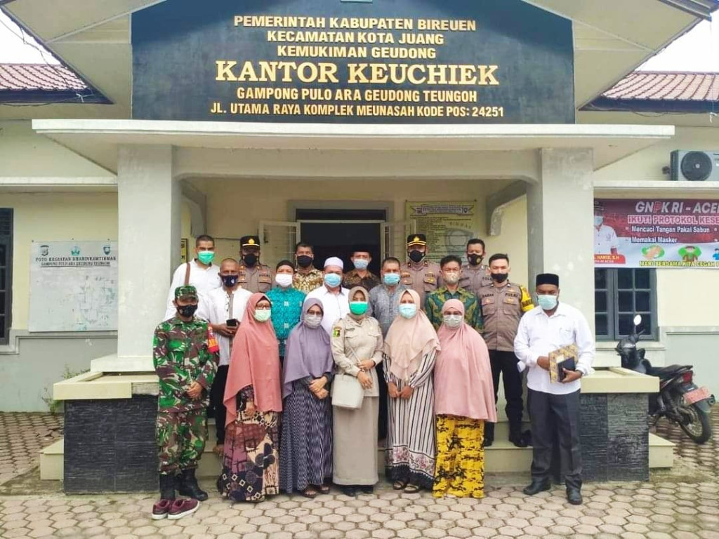 Kantor Keuchik Desa Pulo Ara Geudong Teungoh